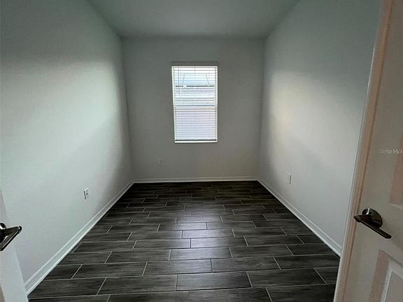 4th image of 811 Ofanto Way