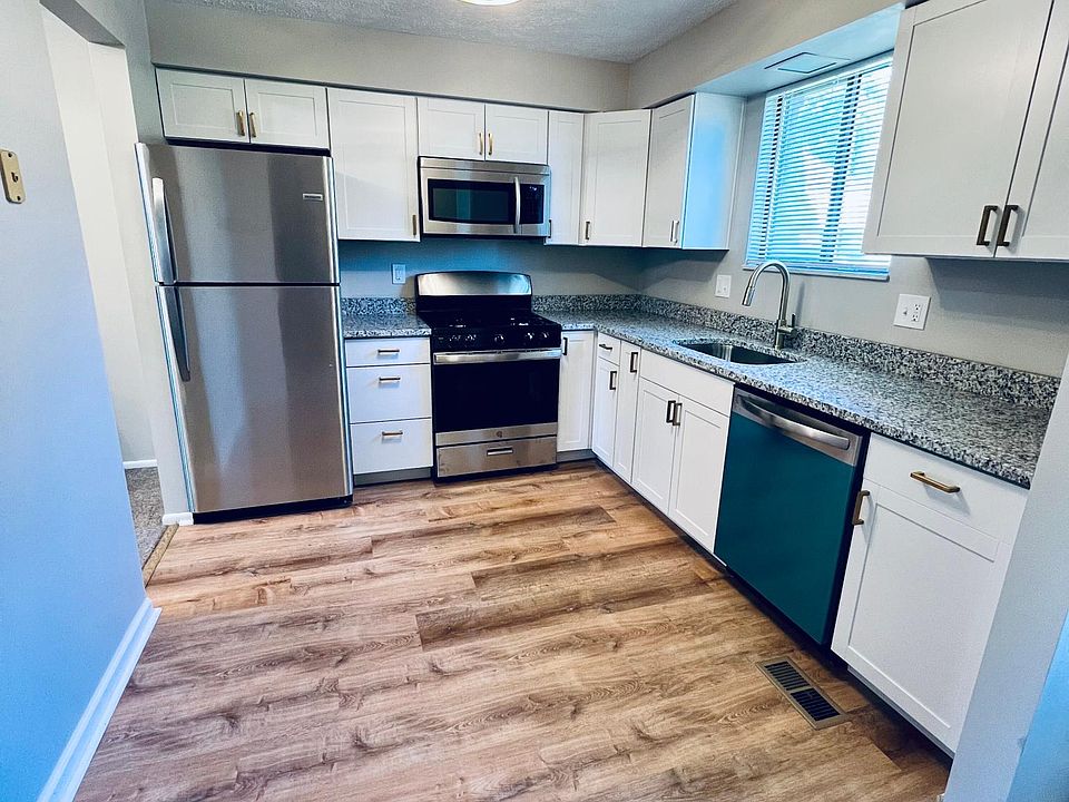 1st image of 205 Kendall Ln