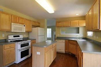 2nd image of 323 Berkeley Dr