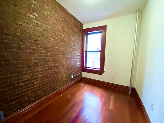 Rented by Alpha Properties NYC I LLC | media 11