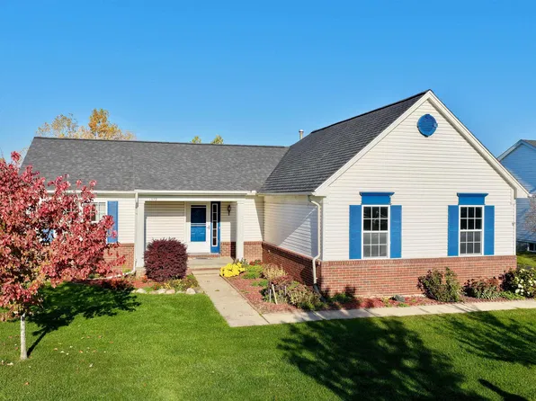 1372 Sand Piper Dr, Grand Blanc, MI 48439