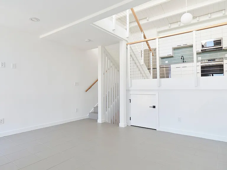 2204 Strongs Dr #5 — Photo 33