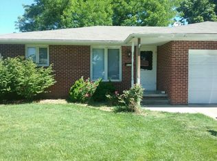 1623 Landon St, Hutchinson, KS 67501