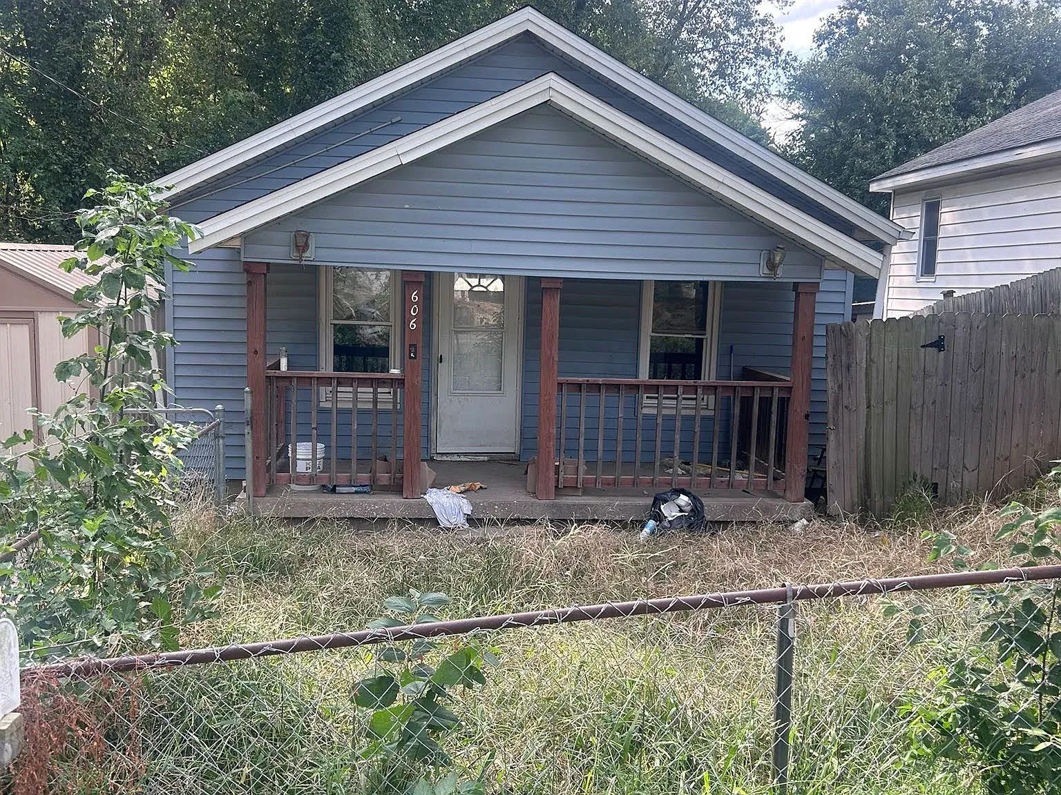 2 bed, 660 sqft, $550 — Photo 1