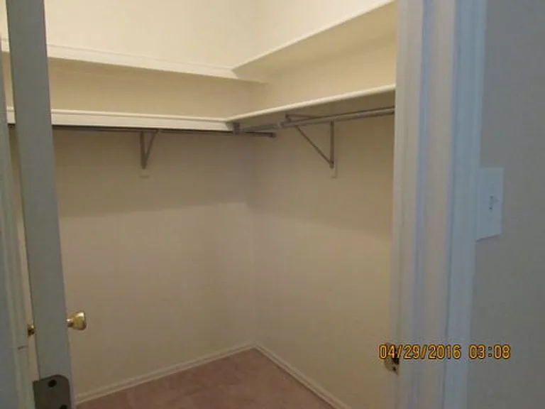 2962 N Ronlin Ave — Photo 13