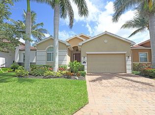 8100 Banyan Breeze Way, Fort Myers, FL 33908