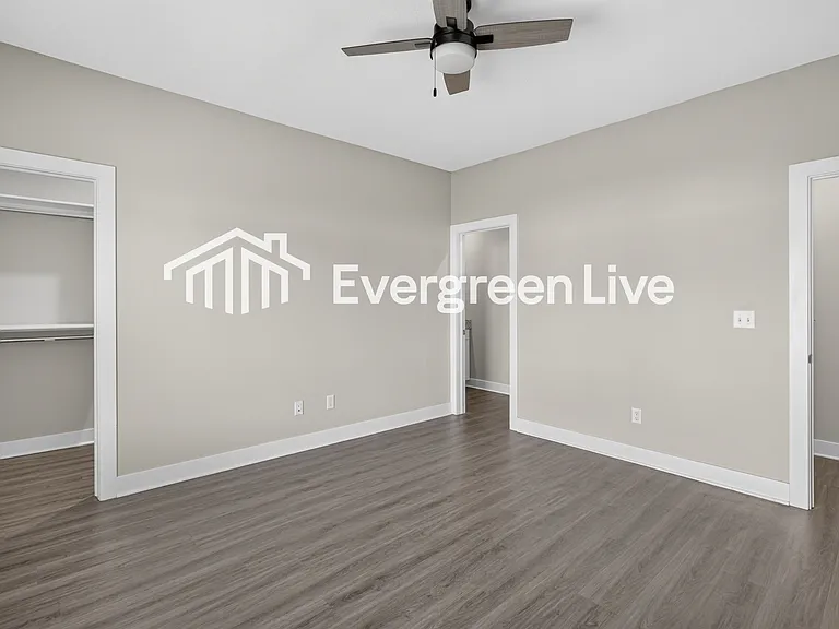 5247 N Cypress St — Photo 17