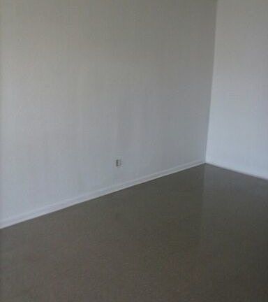 4th image of 507 Sunset Ln #1-6