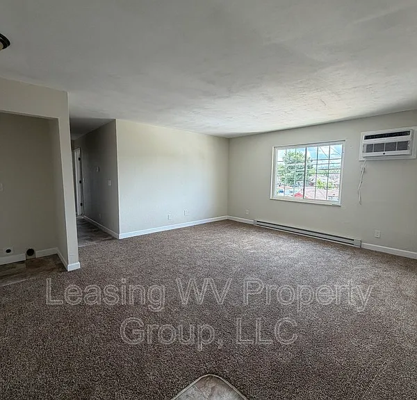 1101 Main Ave #9 — Photo 3