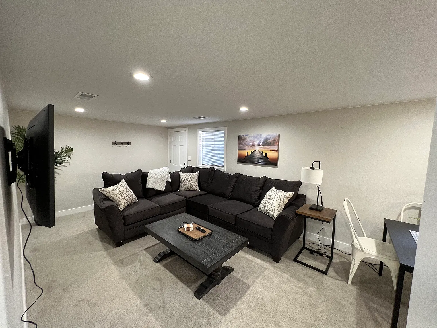 1 bed, 650 sqft, $1,700 — Photo 1