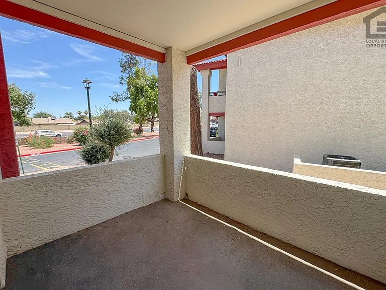 10610 S 48th St #1100 — Photo 27