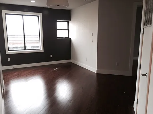 Rented by Premier Metro Realty Corp | media 17