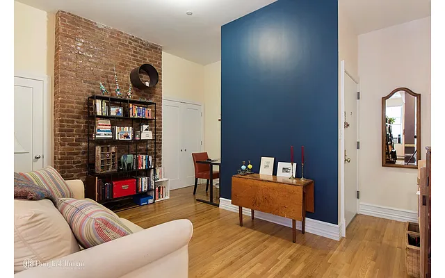 Rented by Douglas Elliman | media 4