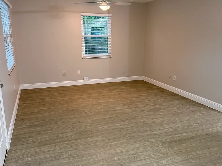 1014 W Baker St #A — Photo 7