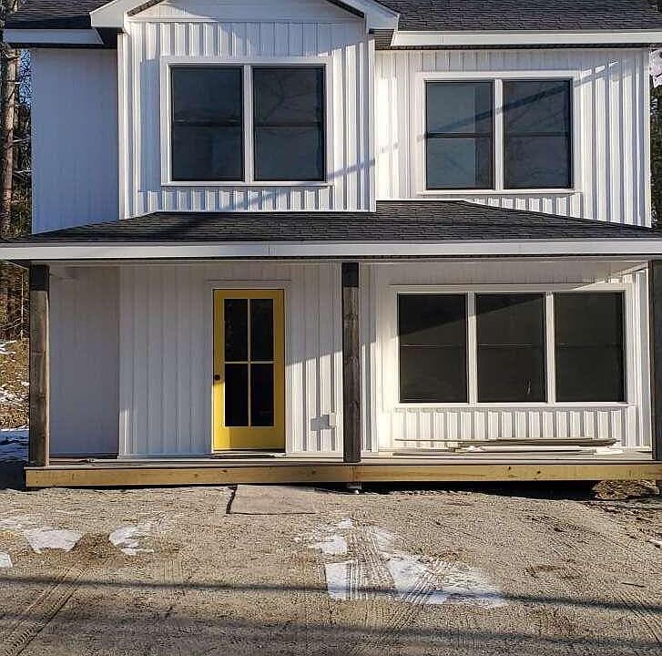 2nd image of 806 Beech Hill Rd