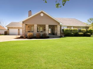 438 Water Tower Rd S, Manteno, IL 60950