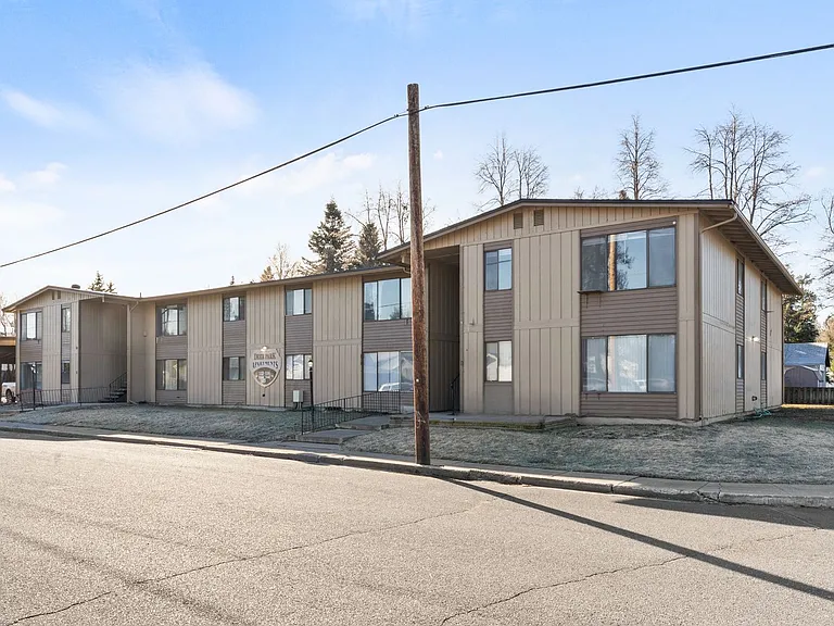 The Deer Park Apartments! — Photo 10