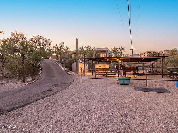 4th image of 4015 E Camino Llanoso