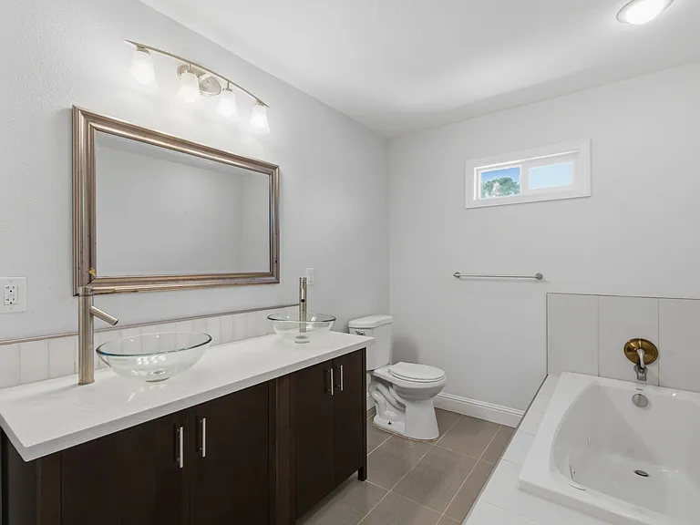 222 Indio Dr — Photo 22