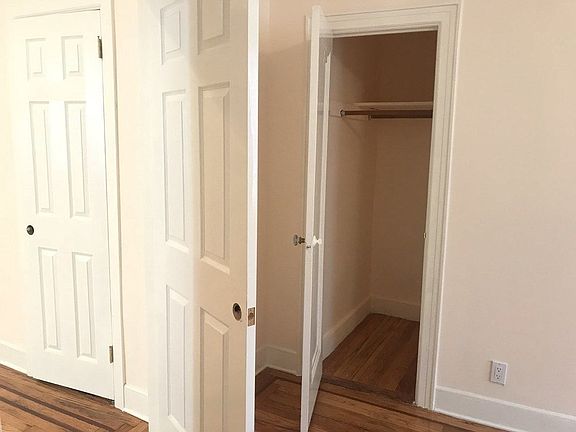 5th image of 4325 49th St APT 2C