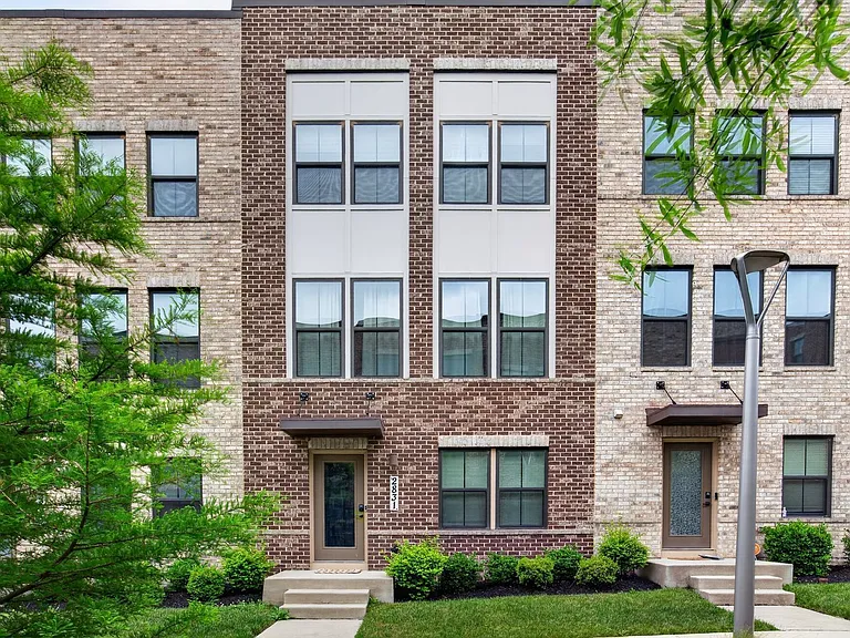 2831 Toles Park Dr — Photo 1