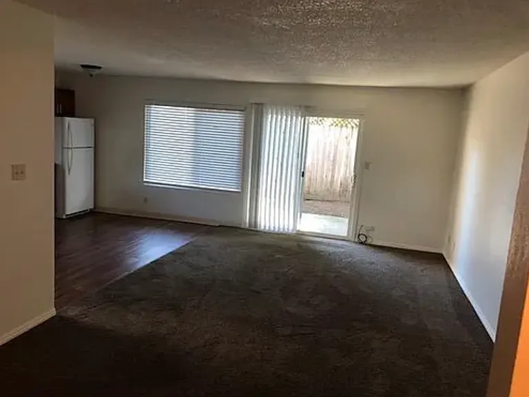 643 Russell Ave #7 — Photo 3