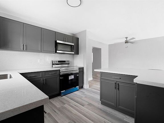 3rd image of 1305 NW 189th Terrace