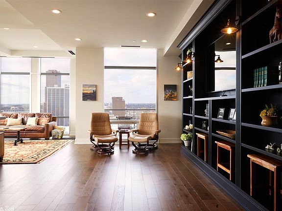 4th image of 315 S Rock St #1805
