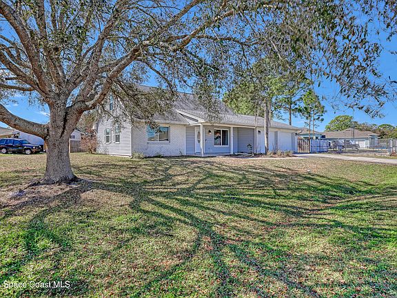 3rd image of 1074 Castile Rd SE #9