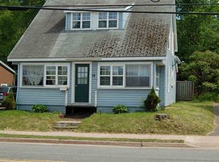 18 Park St, Kentville, NS B4N1L8