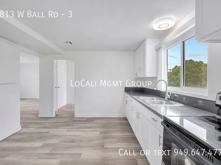 1813 W Ball Rd #3 — Photo 39