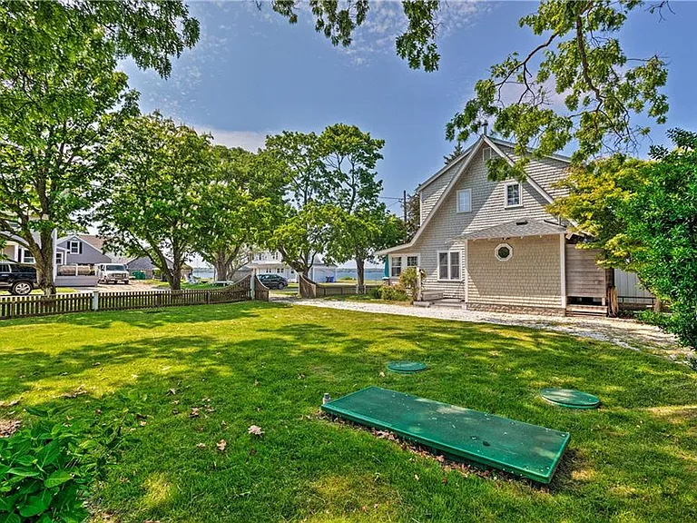 129 Dighton Ave — Photo 27