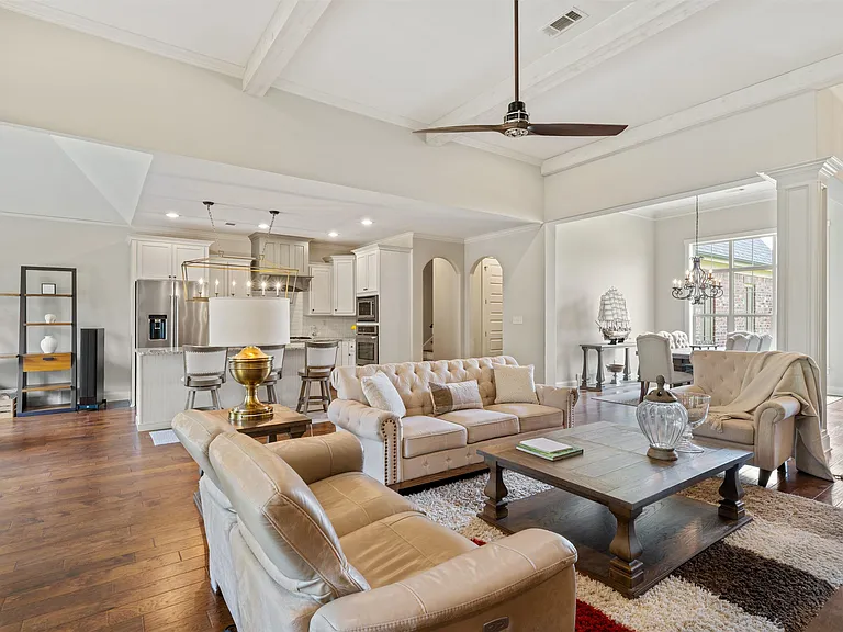 4513 W Chestnut Hill Dr — Photo 8