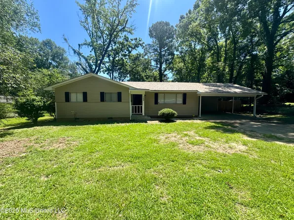 128 Colebrook Ave, Jackson, MS 39209