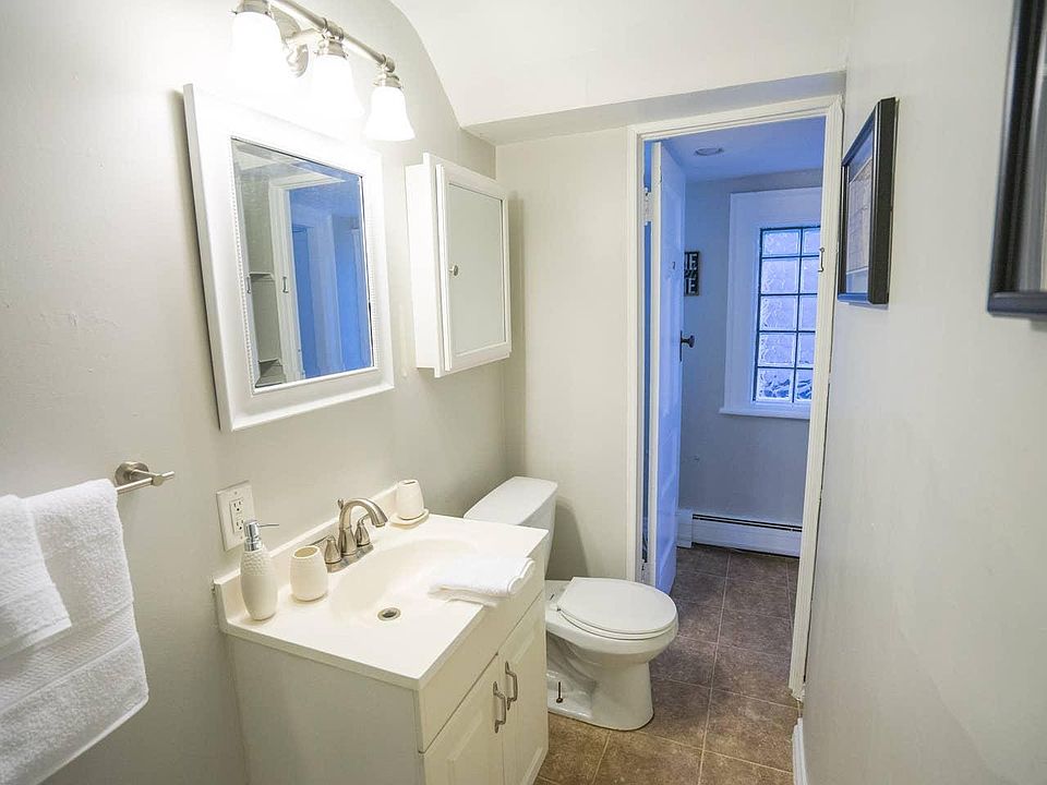 1st image of 1660 Gaylord St APT 1