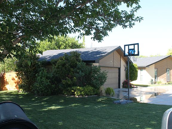 2nd image of 7112 Brookfield Dr