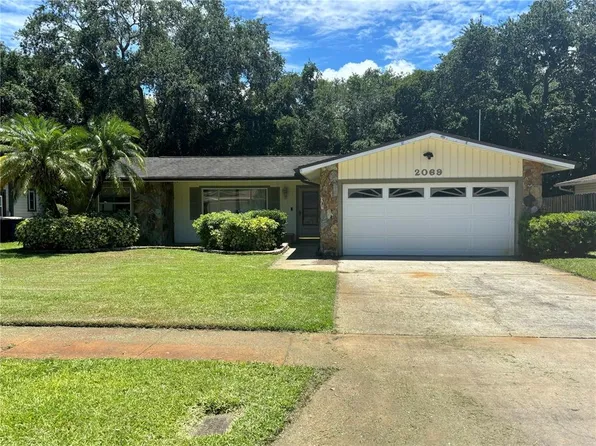 2069 Red Cedar Ln E, Clearwater, FL 33763