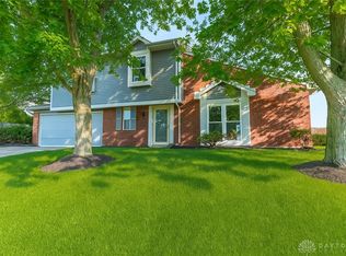 6721 Deer Meadows Dr, Dayton, OH 45424