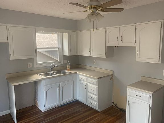 5th image of 432 Lee Dr