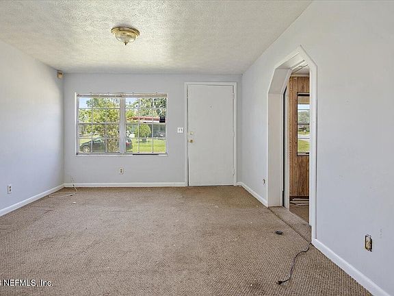 3rd image of 8593 DARLINGTON Drive