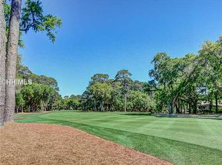 24 Red Oak Rd, Hilton Head Island, SC 29928