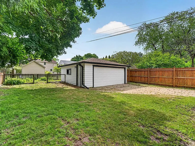 5554 N Navajo Ave — Photo 16