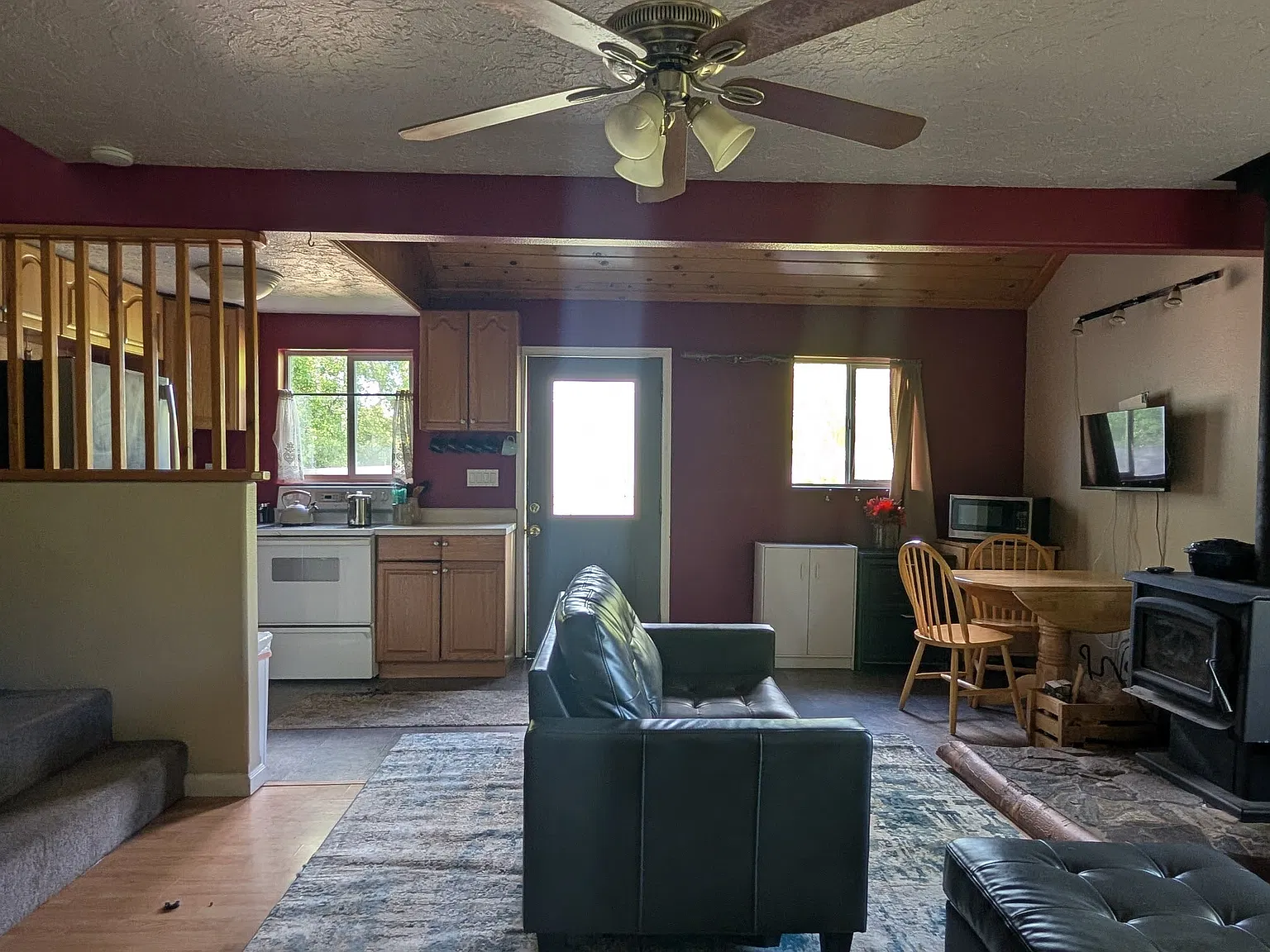 2 bed, 880 sqft, $1,600 — Photo 3