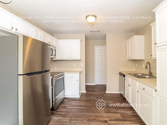 5th image of 1100 Palomino Dr