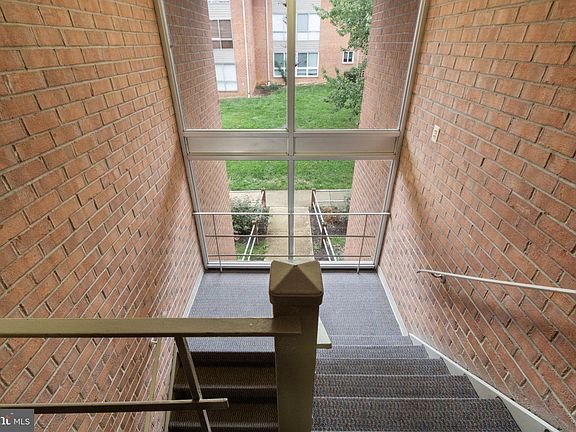 4th image of 3716 N Rosser St Suite 3716-204