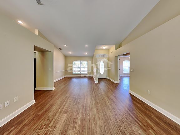 3rd image of 148 Towering Pines Dr