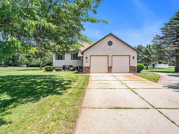 3rd image of 6580 Sunflower Dr SW