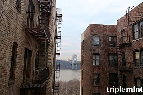 Rented by Triplemint | media 30