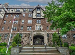 275 Engle St APT B3, Englewood, NJ
