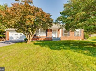 57 Carrell Ln, Charles Town, WV